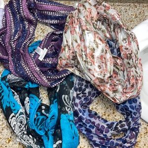 Lot of 4 Infinity Scarves various Colors